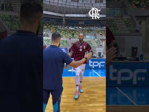 #flabasquete EM QUADRA PARA O AMISTOSO CONTRA O BURGOS (ESP) NA PREPARAÇÃO PARA O MUNDIAL! 🏀🔴⚫