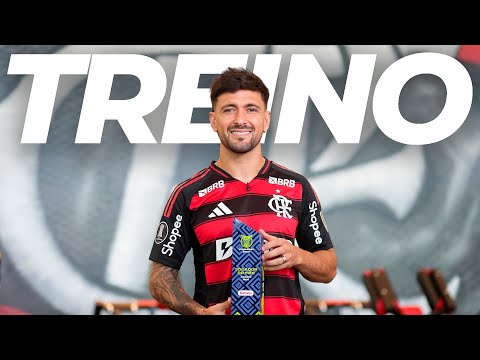 FLAMENGO TREINA COM FOCO NO BRASILEIRÃO E ARRASCAETA É ELEITO JOGADOR DO MÊS