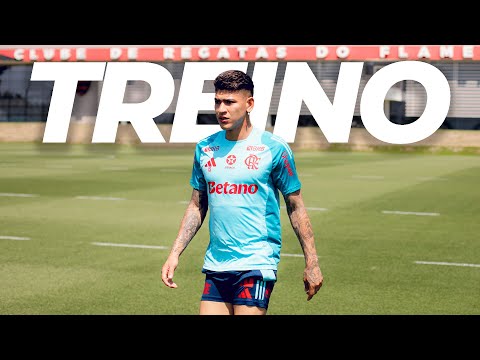 EM DIA DE HOMENAGEM A FILIPE LUÍS, FLAMENGO TREINA PARA CONFRONTO-CHAVE NO BRASILEIRÃO